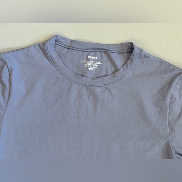 SKIMS Fits Everybody Crew Neck Long Sleeve Dress - Picture 6 of 11